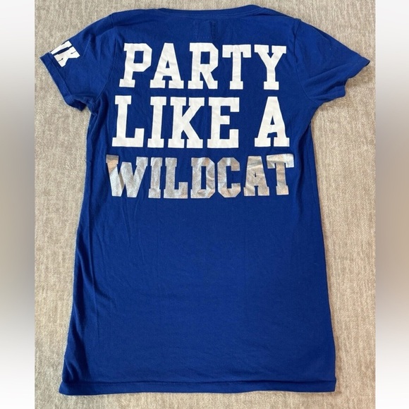 VS PINK Medium University Kentucky Wildcats UK Logo Short Sleeve T SHIRT top - Picture 8 of 8